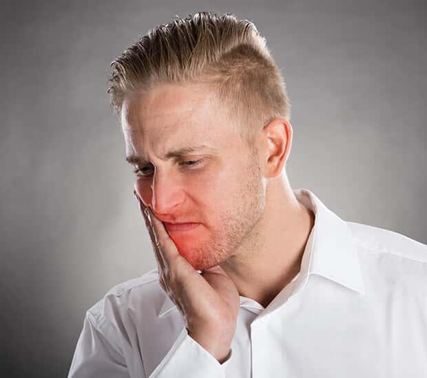 Atlanta 7 Signs You Need Endodontic Surgery